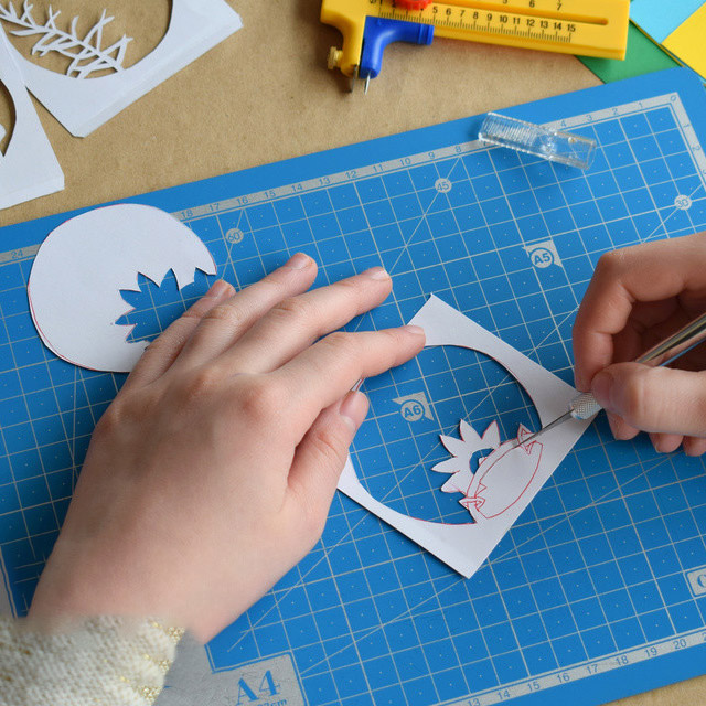 我公司主要生产纸质工艺品